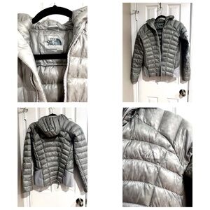 The North Face 700 Down Puffer Jacket Silver Gray XS Hooded
